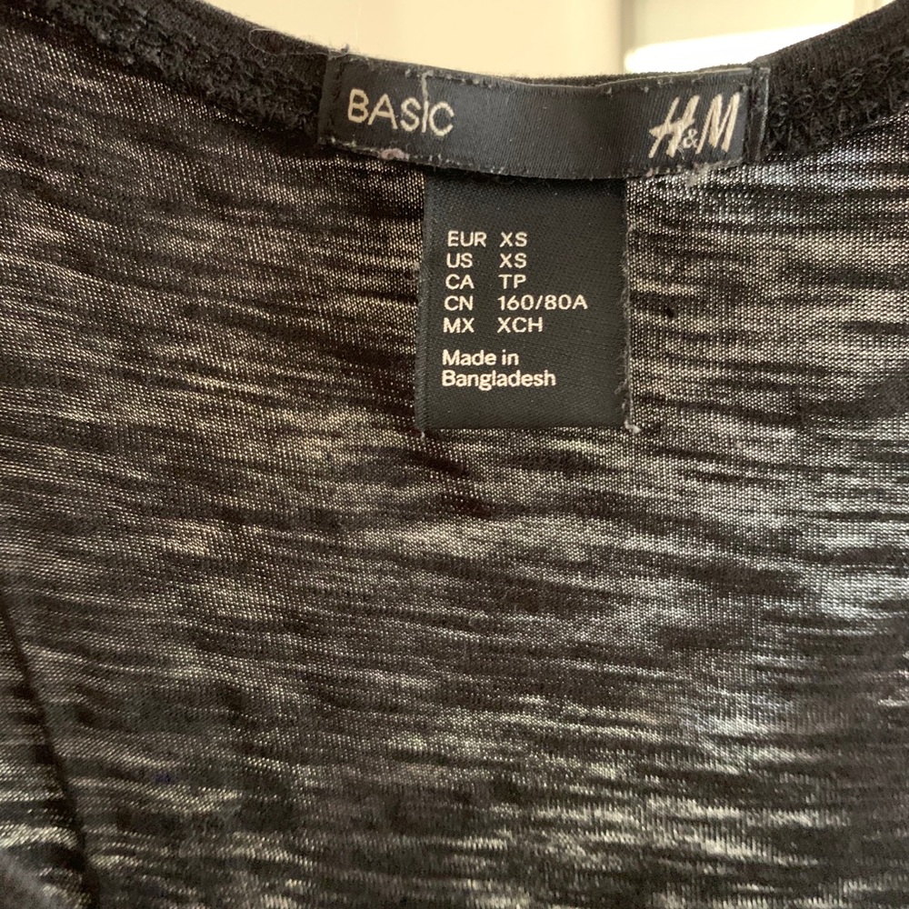 Black basic crop - Picture 3 of 5